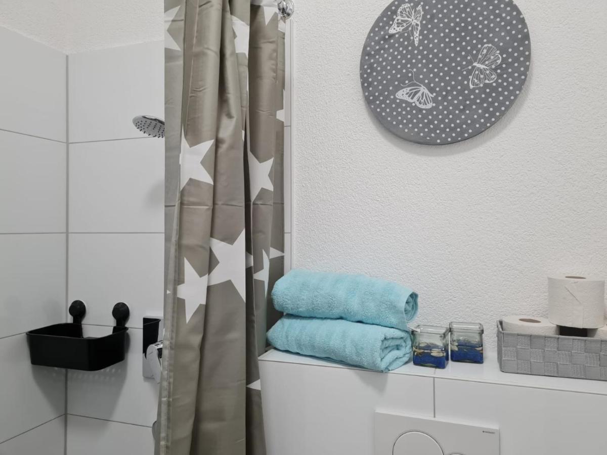 Pension Am Rathaus, 24H Check-In Mundelsheim Exterior photo